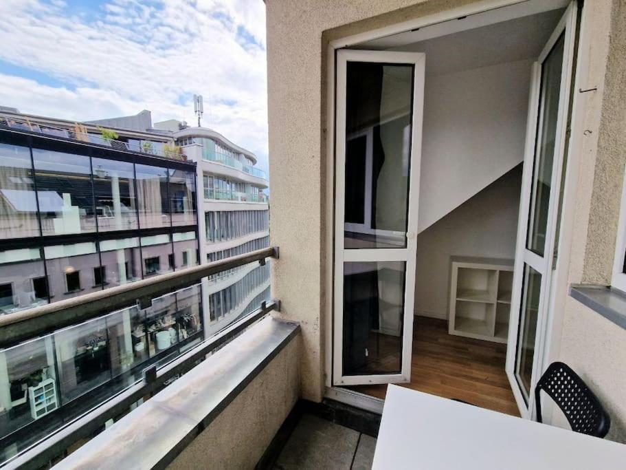 Apartament In The Heart Of 51 Berlijn